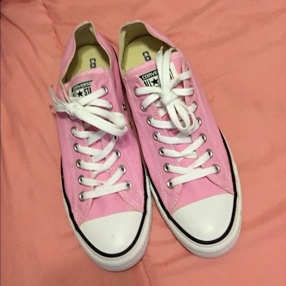 powder pink converse